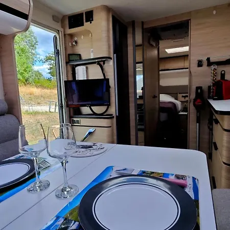 Le Cocon De La Margeride Camping *